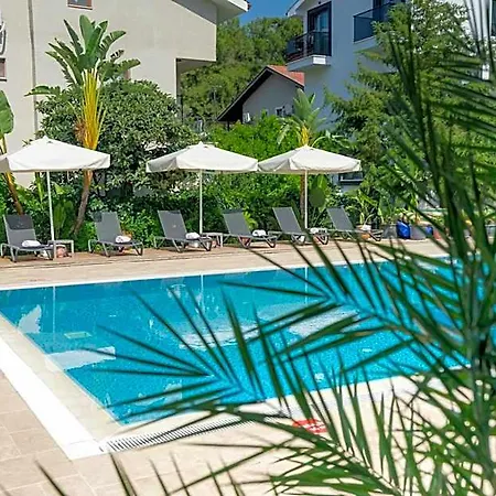 מלון West House Exclusive